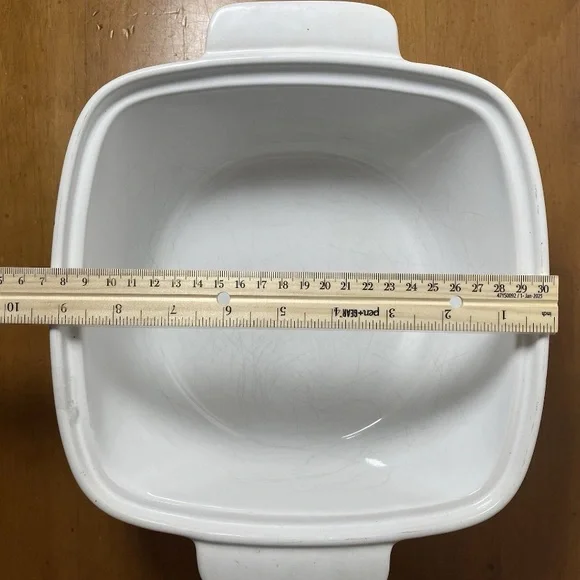 Corelle Coordinates Black Simple Lines Stoneware 2 1/2 Quart Casserole Dish /Lid - Picture 9 of 10